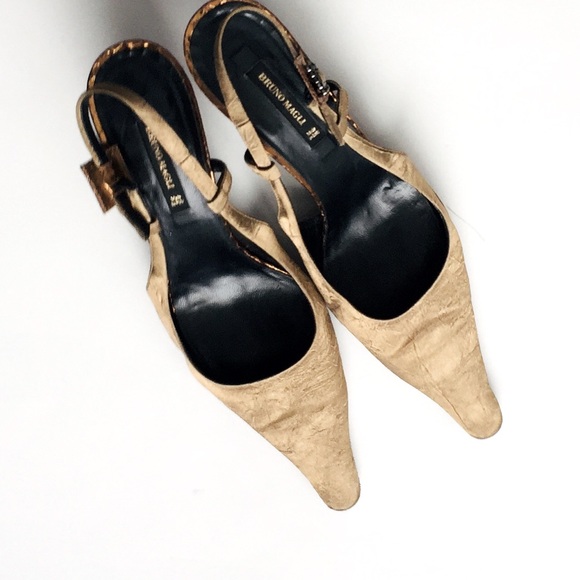 BRUNO MAGLI Pump 2” Heels - Picture 2 of 12